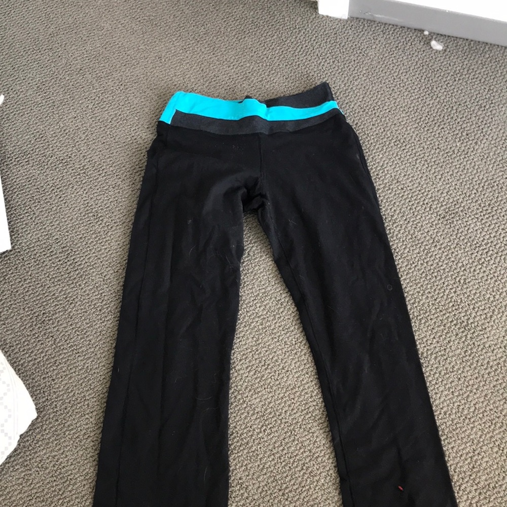 Lululemon Wide Leg leggings Size 6